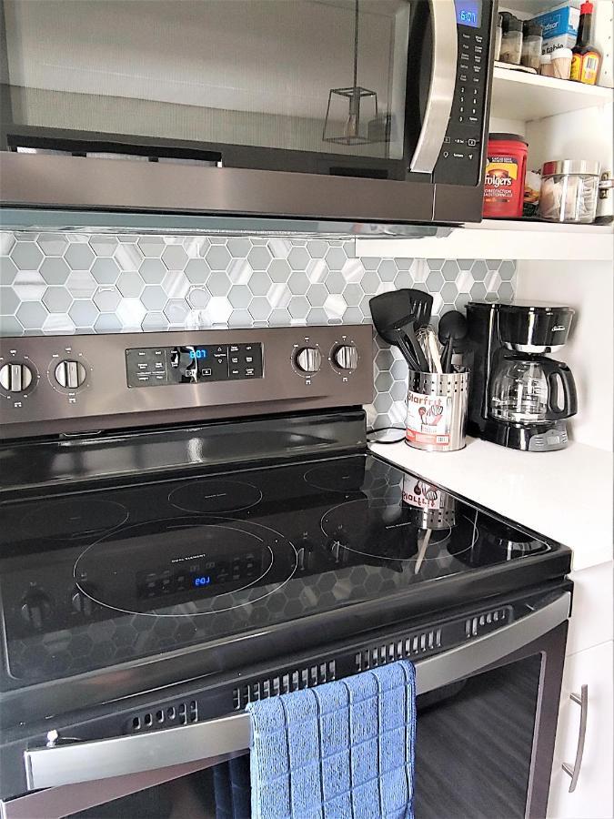 וויניפג Serene 2 Bedroom Condo With Balcony And Lakeview מראה חיצוני תמונה