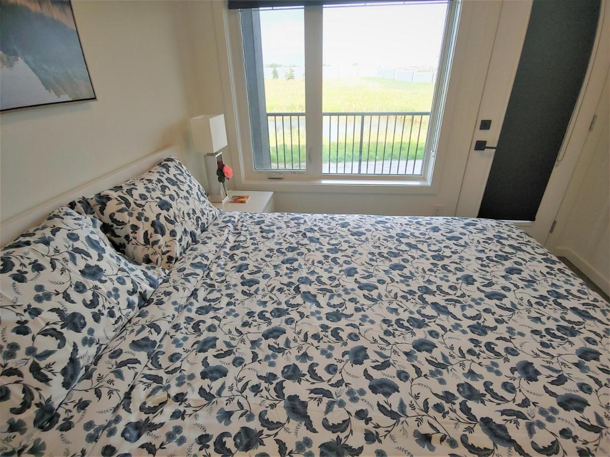 וויניפג Serene 2 Bedroom Condo With Balcony And Lakeview מראה חיצוני תמונה